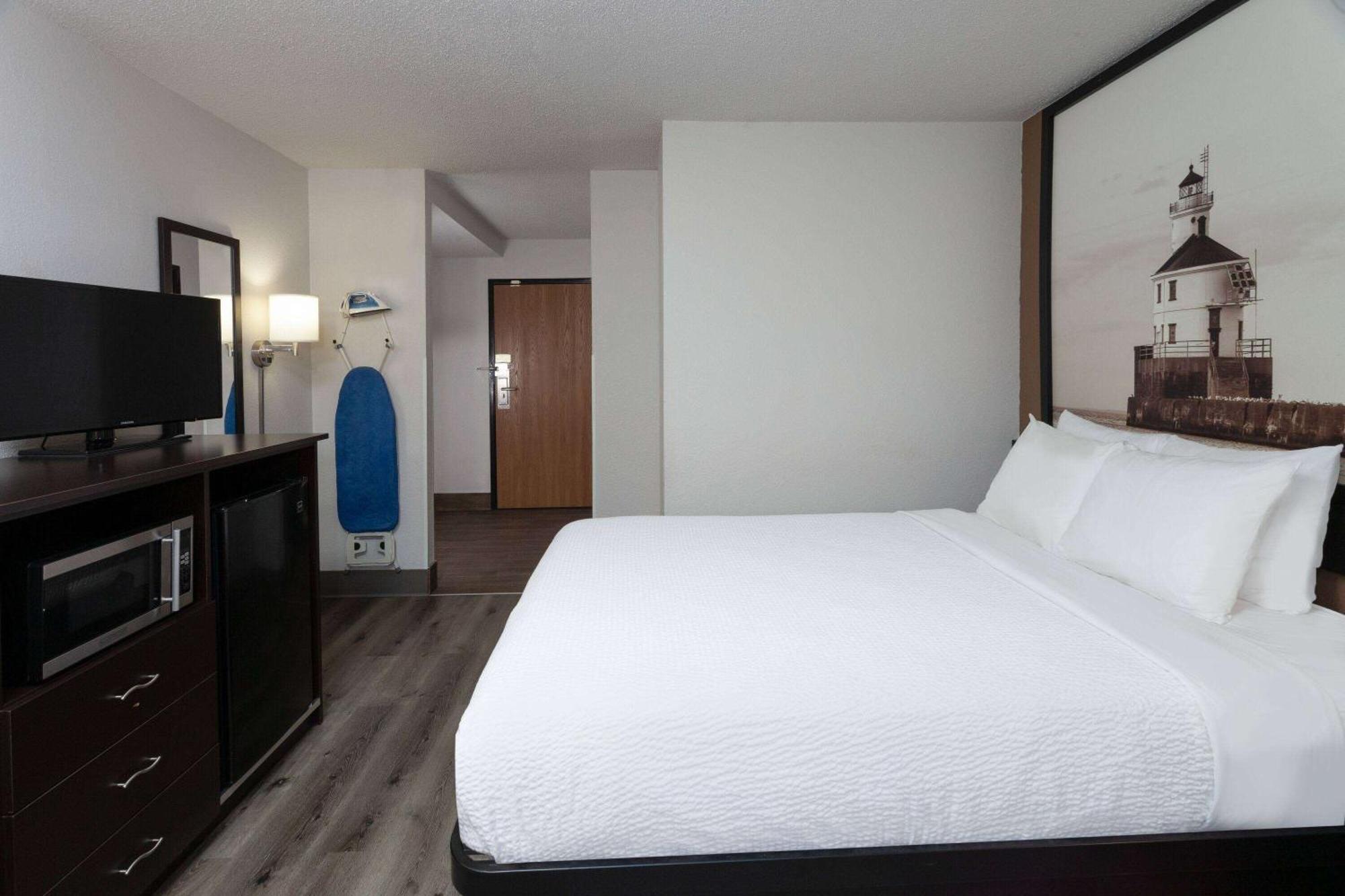 Super 8 By Wyndham Wausau Extérieur photo