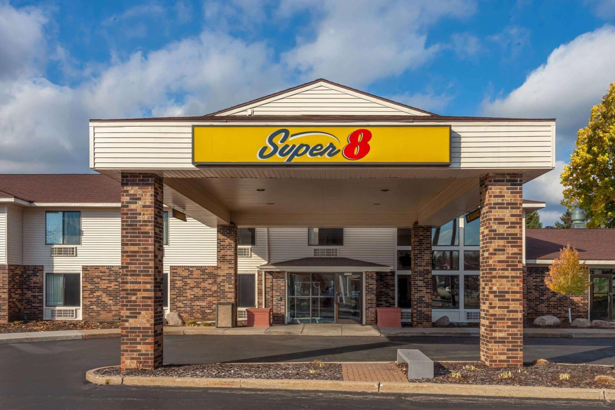 Super 8 By Wyndham Wausau Extérieur photo